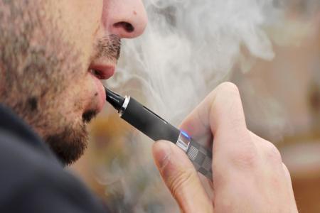 The US Food and Drug Administration said: Electronic cigarettes may cause epilepsy.jpg