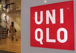 The scene is amazing! Uniqlo co-branded T-shirts were snatched up! .jpg