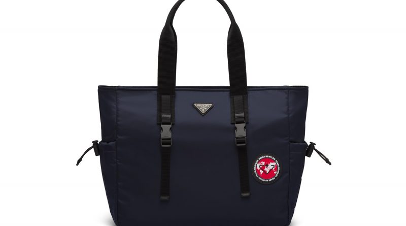Prada now uses recycled garbage as a package.jpg
