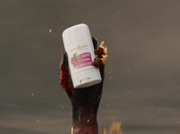 加拿大纯天然体香剂品牌PurelyGreat创意广告 猎巫