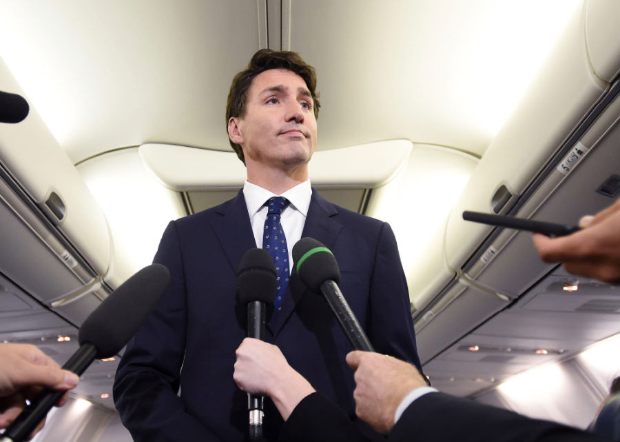 加拿大总理为不当照片道歉.png