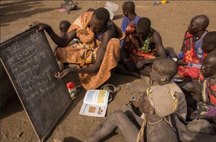 南苏丹解决成年人文盲问题.jpg