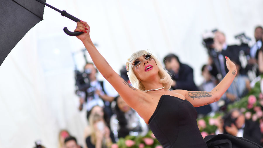 Lady Gaga邀一众巨星开线上演唱会.jpg