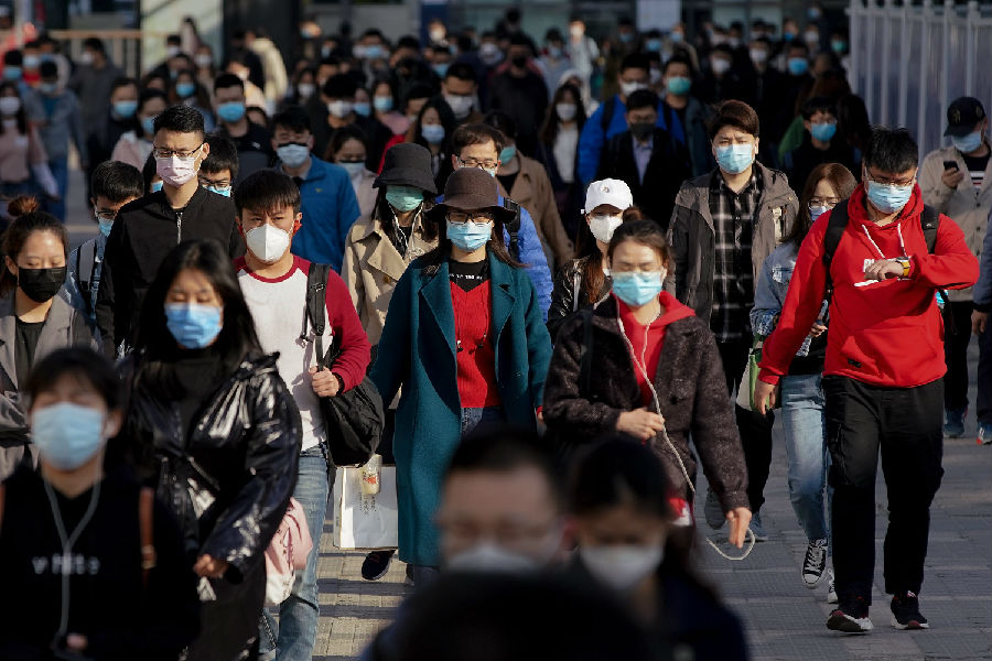 在全球抗疫表现民调中,中国85分位居第一