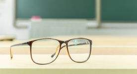 After class is resumed, the principle of "120 minutes outdoors" should be adhered to to prevent students' myopia.jpg