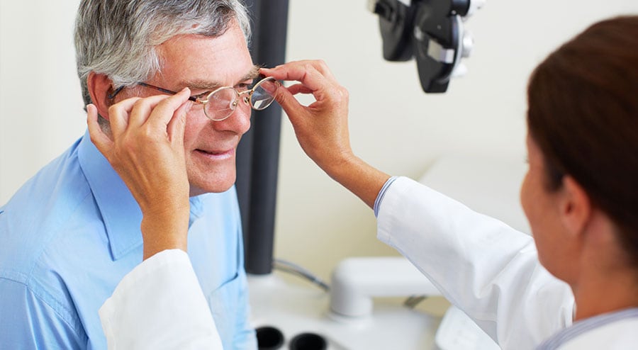 红光帮助改善老年人视力
