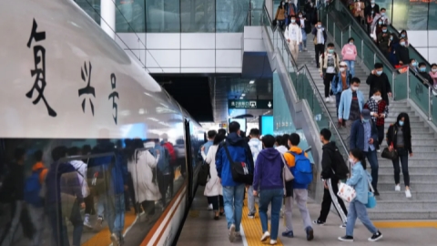 Beijing-Shanghai High-speed Railway will launch "Silent Cars".jpg
