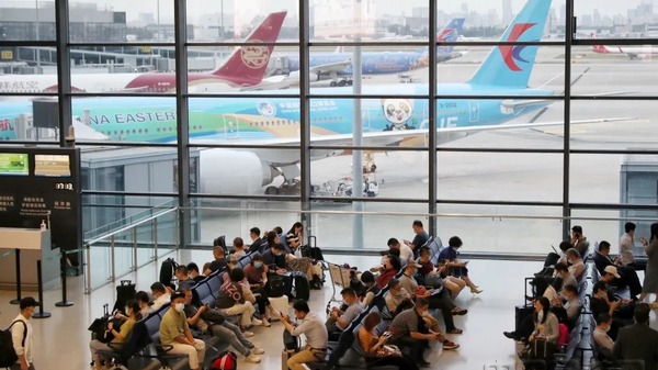 Civil aviation continued to fly safely for 120 months.jpg