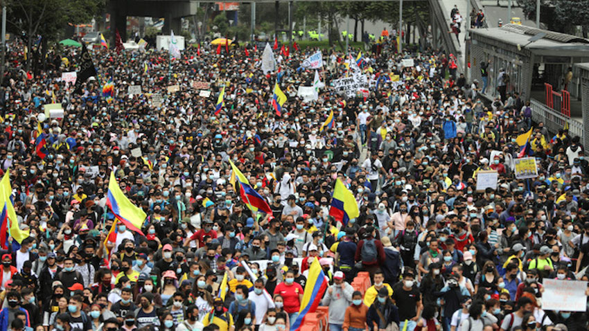 哥伦比亚反政府示威.jpg