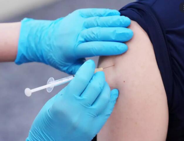 美国新冠死亡病例几乎均为未接种疫苗者.jpg