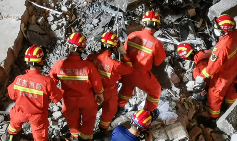 苏州酒店坍塌事故致17人遇难