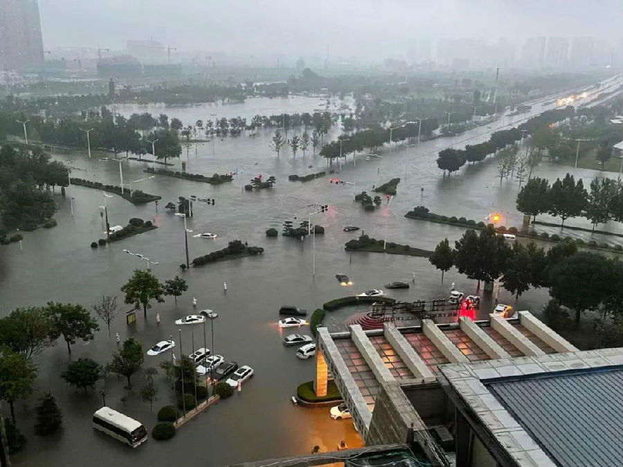 河南多地发生区域性严重洪涝灾害.jpg