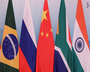 Cropped-1655888336R20200622 BRICS flags.jpg