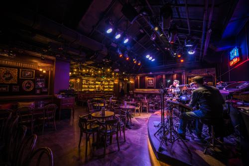 2019-03-25 编辑:alice  标签: 双语阅读罗密欧怪奇物语  tiktok